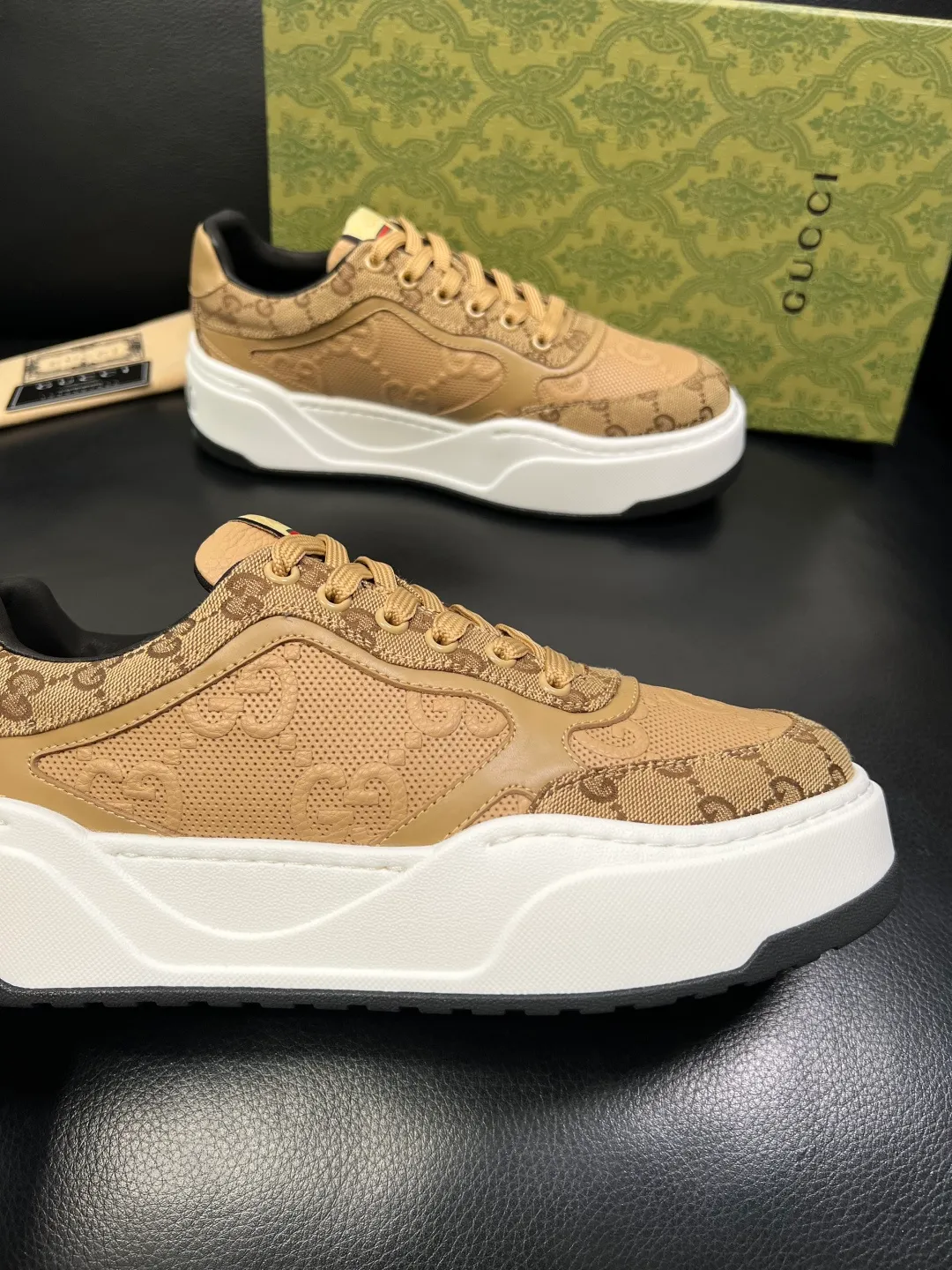 Men's shoes 💰840 Gucci high quality top crafts Gucci counter new original factory configuration, imported cowhide fabric from Italy, imported cowhide lining, breathable and comfortable, sole: original factory special supply original sole super comfortable, original factory and single goods, welcome to compare, code number 38-44 (customized 45 46)